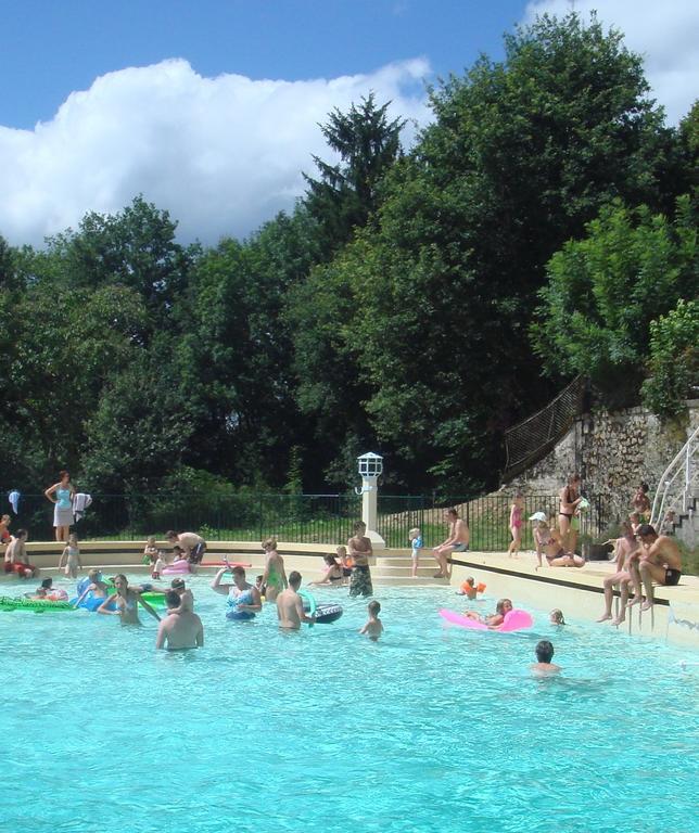 Chateau Le Mialaret Neuvic  Bagian luar foto