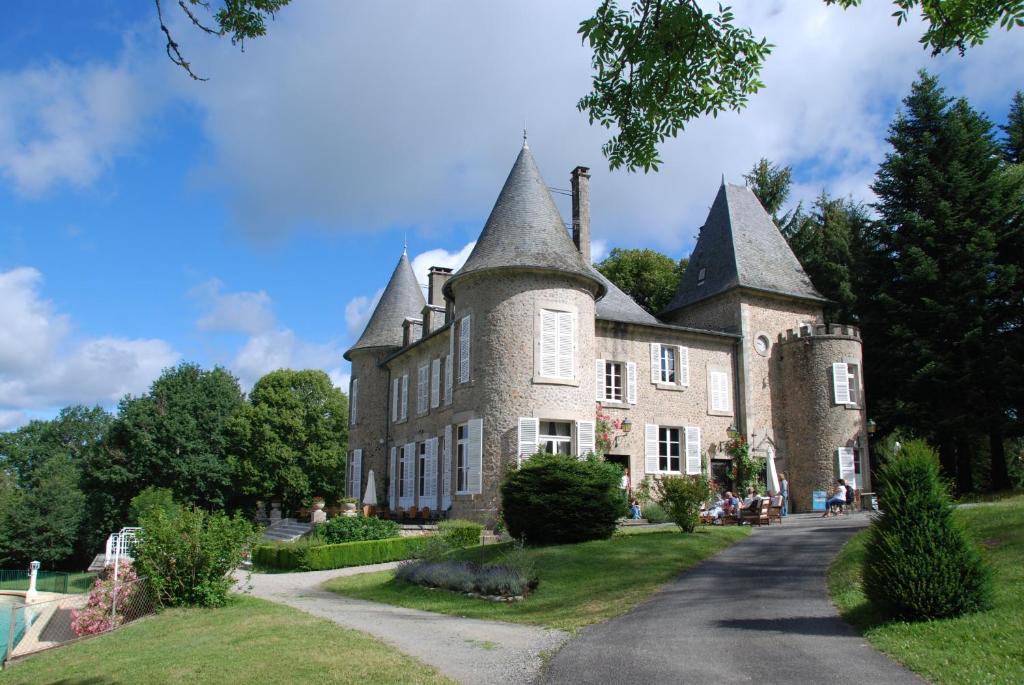 Chateau Le Mialaret Neuvic  Bagian luar foto